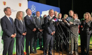 Bełchatów kandydatem na drugą elektrownię jądrową w Polsce. Samorządy mówią „tak”. "Deklaracja Bełchatowska" przyjęta [Foto]