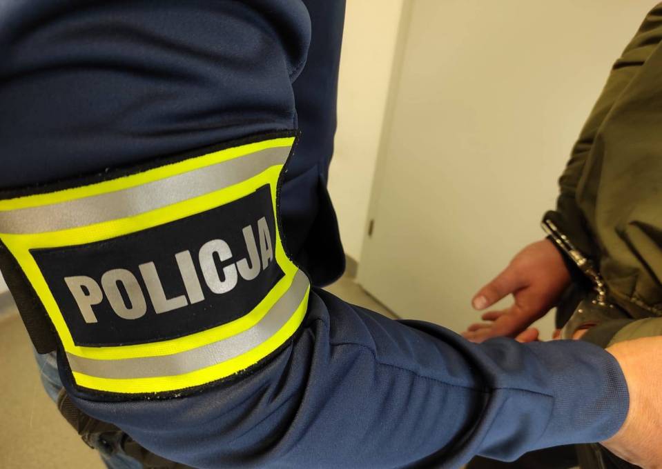 240-128462