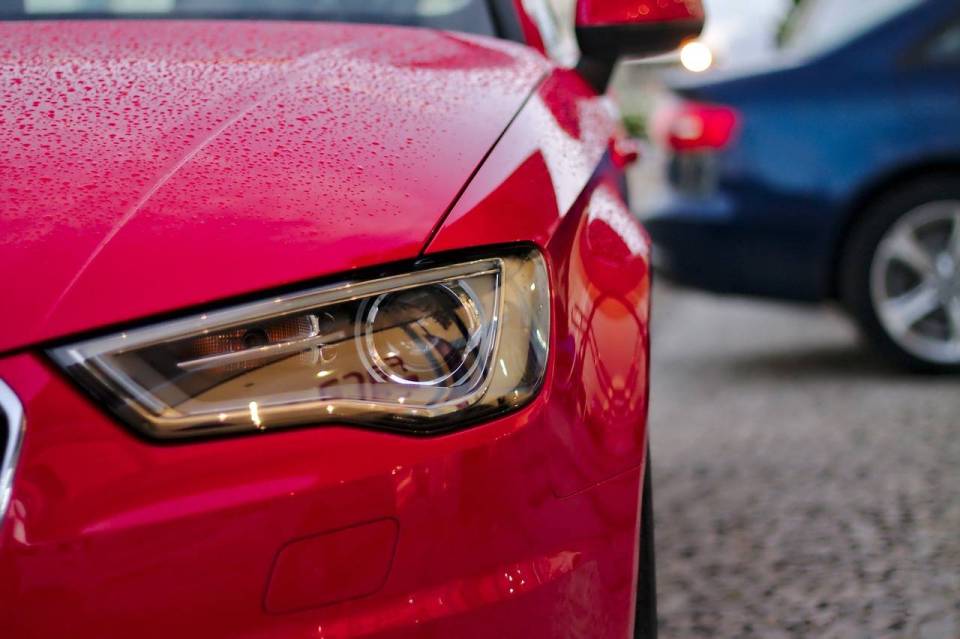 car-368636_1280