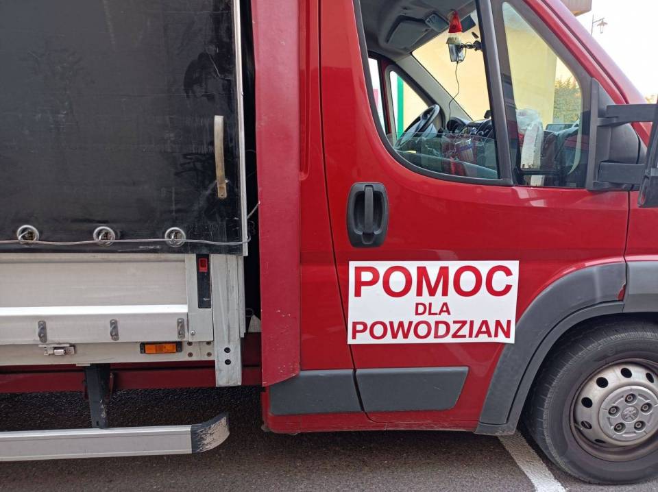 pomoc-dla-powodzian