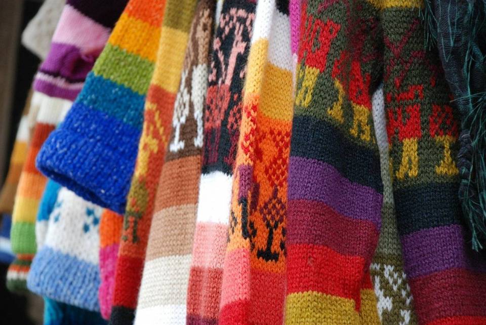 sweaters-279563_1280